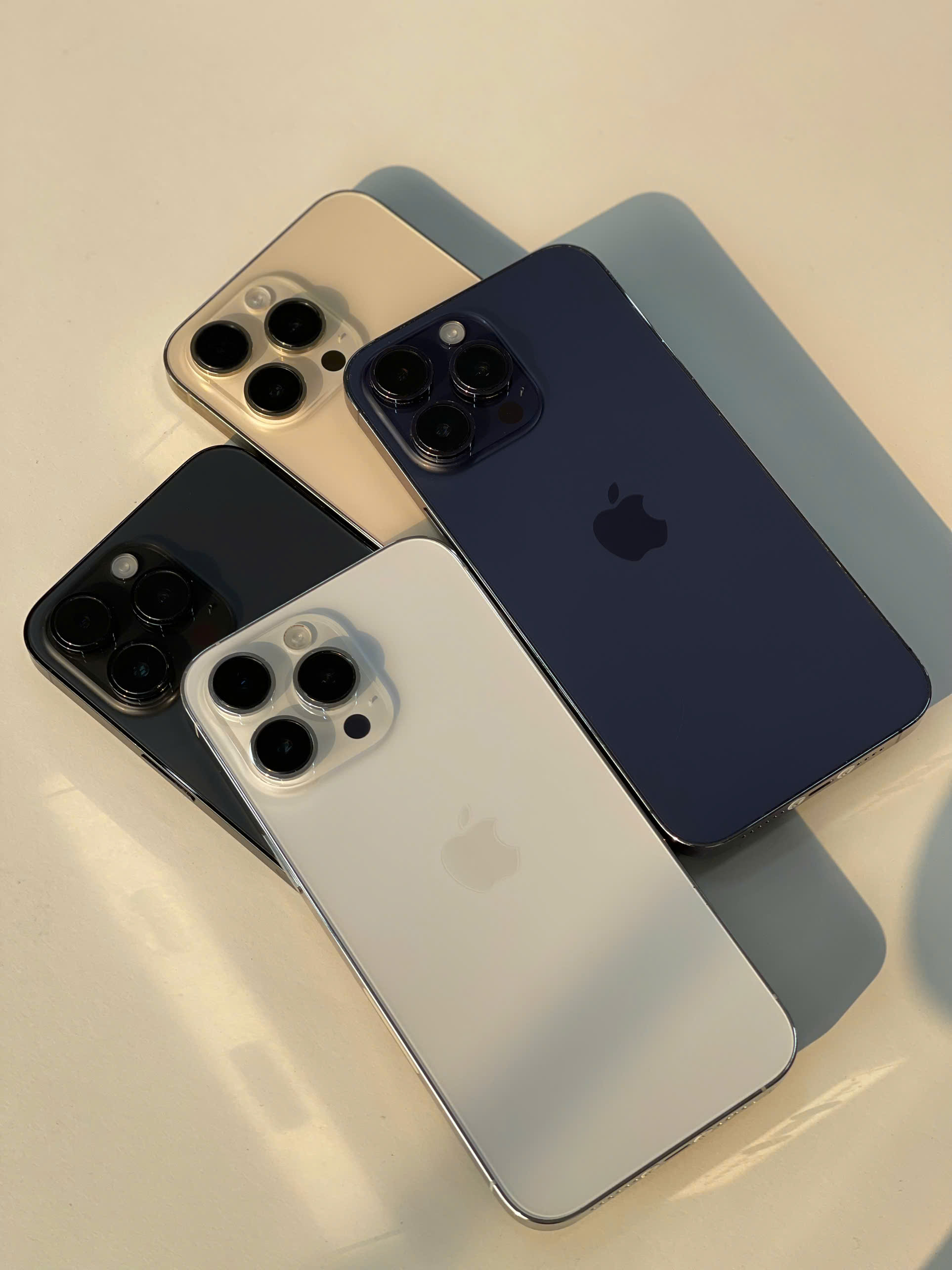 Các Lựa Chọn iPhone Cũ (Like New): Giải Pháp Tối Ưu Chi Phí