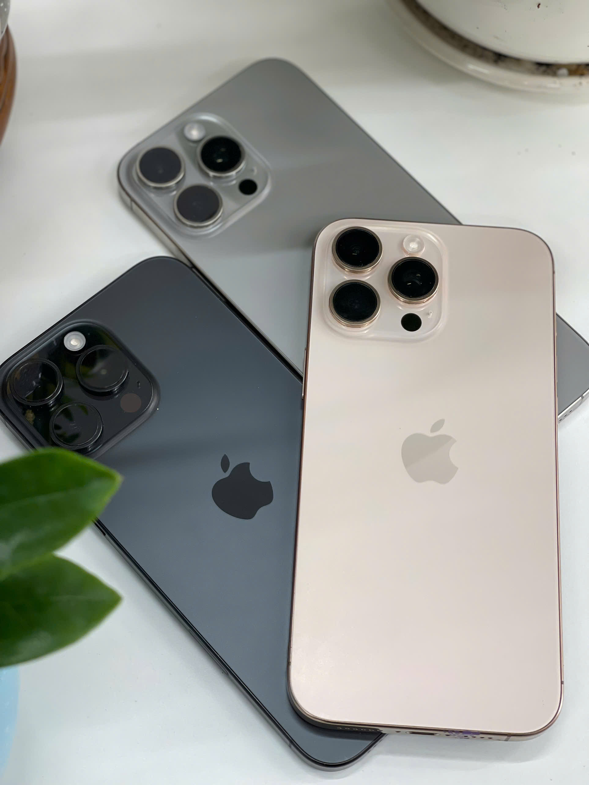 Người làm kinh doanh nên chọn mẫu iPhone nào?